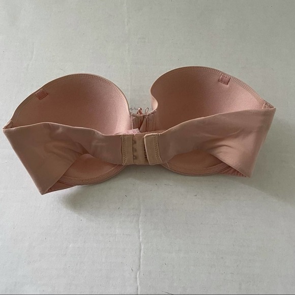 Victoria's Secret Nude Strapless Bra - Picture 4 of 7